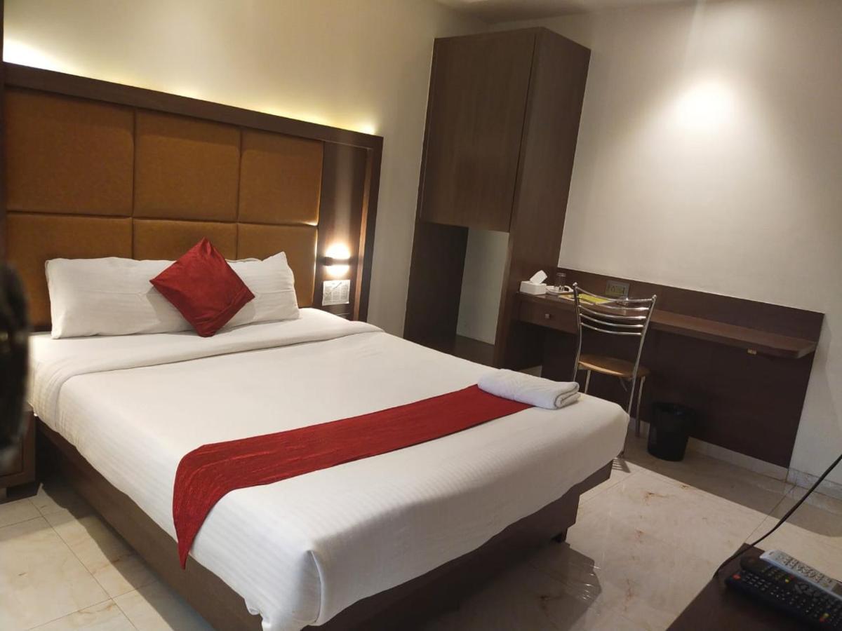 Hotel Monarch Express Near Karnala Sports Academy Panvel,Navi Mumbai Dış mekan fotoğraf